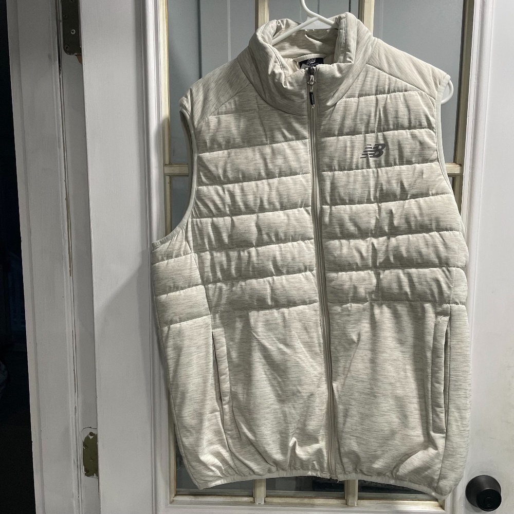White Puffer Vest Mens Medium New Balance NWOT